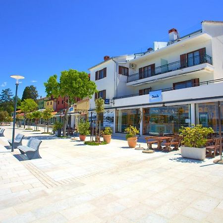 Apartments Dundo Njivice Ngoại thất bức ảnh