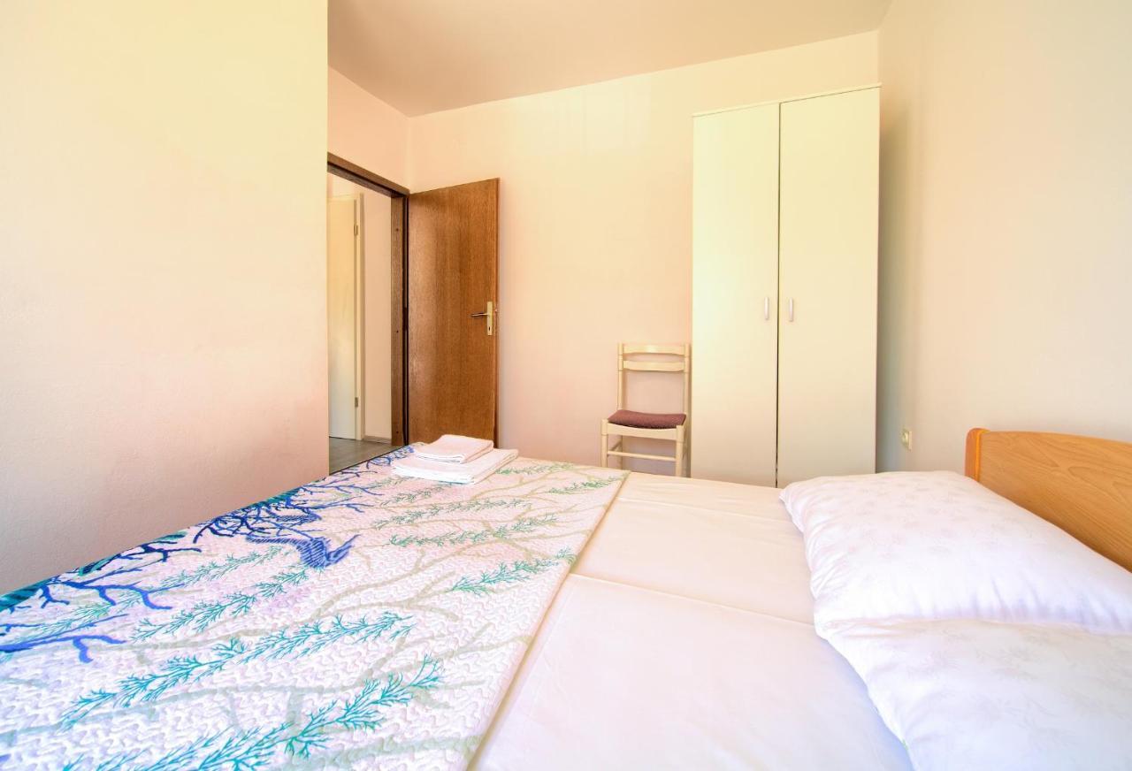 Apartments Dundo Njivice Ngoại thất bức ảnh